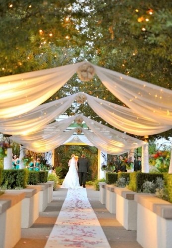 Fresh Outdoor Wedding Ideas | WeddingMix
