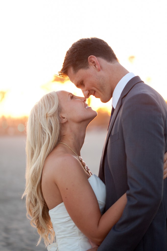 beach wedding photo ideas