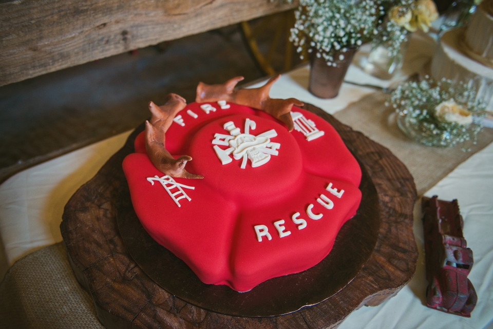 firefighter wedding ideas cake