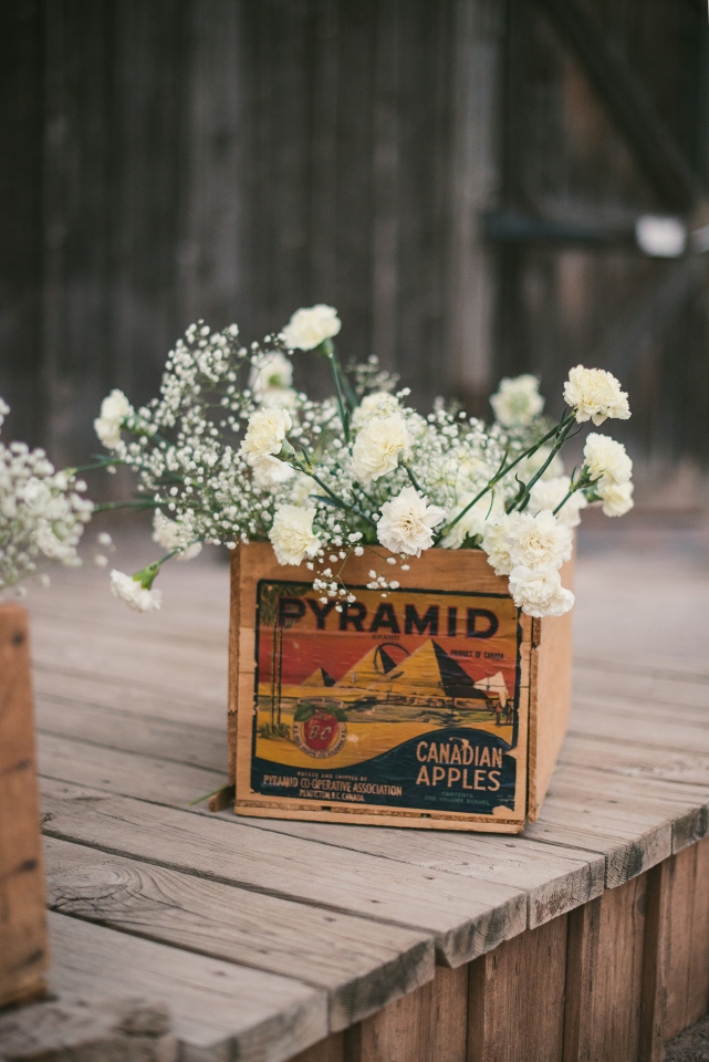 DIY flower vases rustic wedding