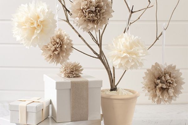 diy tissue pom poms 