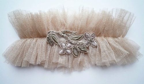 DIY wedding ideas garter