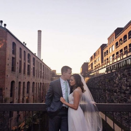 bridge wedding picture in washington DC