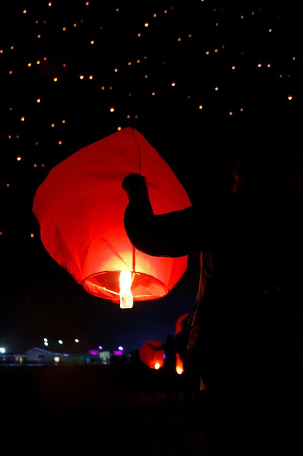 lantern wedding candles flying sky