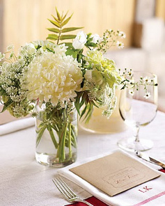 baby-shower-flower-centerpiece-white