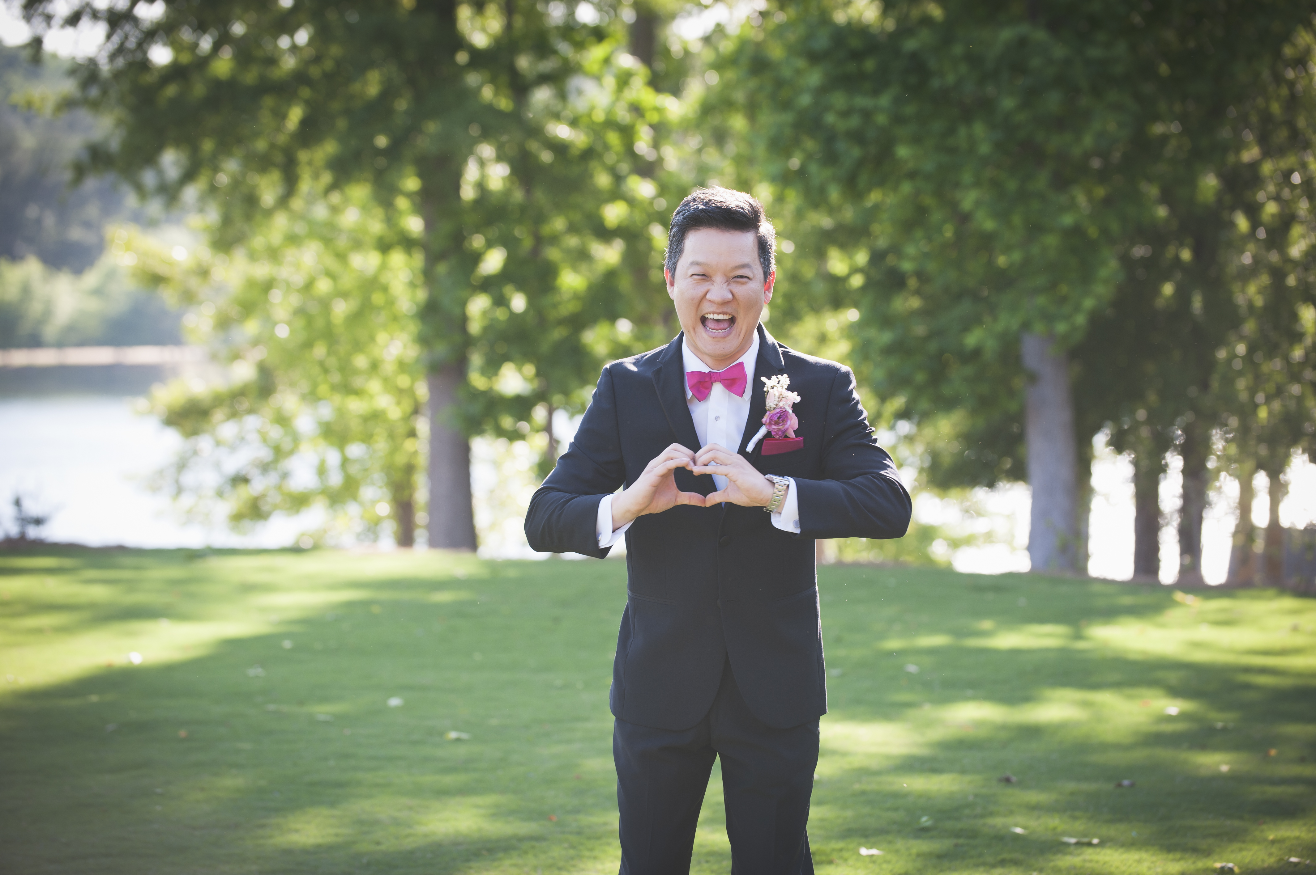 perfect wedding - fun pic of groom 