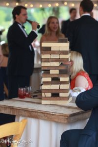 affordable wedding ideas - jenga