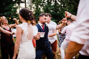 outdoor wedding in kirkland