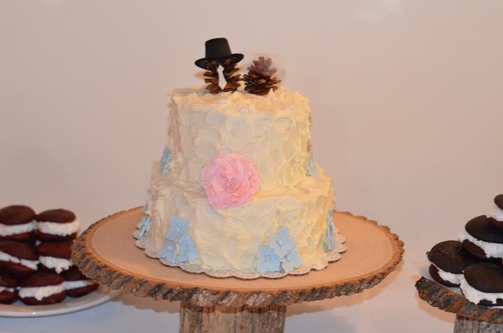 Rustic buttercream wedding cake 